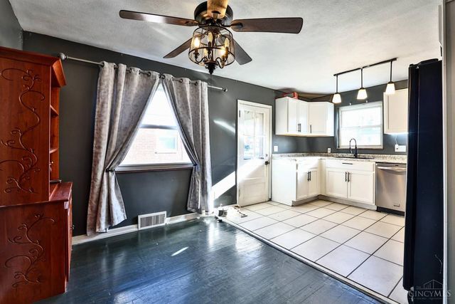 5152 Highview Drive, Cincinnati, OH 45238