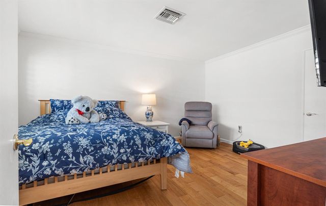 2110 NE 55th Street, Fort Lauderdale, FL 33308