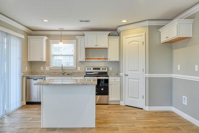 160 Thorn Creek Drive, Gaffney, SC 29341