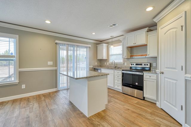 160 Thorn Creek Drive, Gaffney, SC 29341