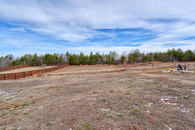 160 Thorn Creek Drive, Gaffney, SC 29341