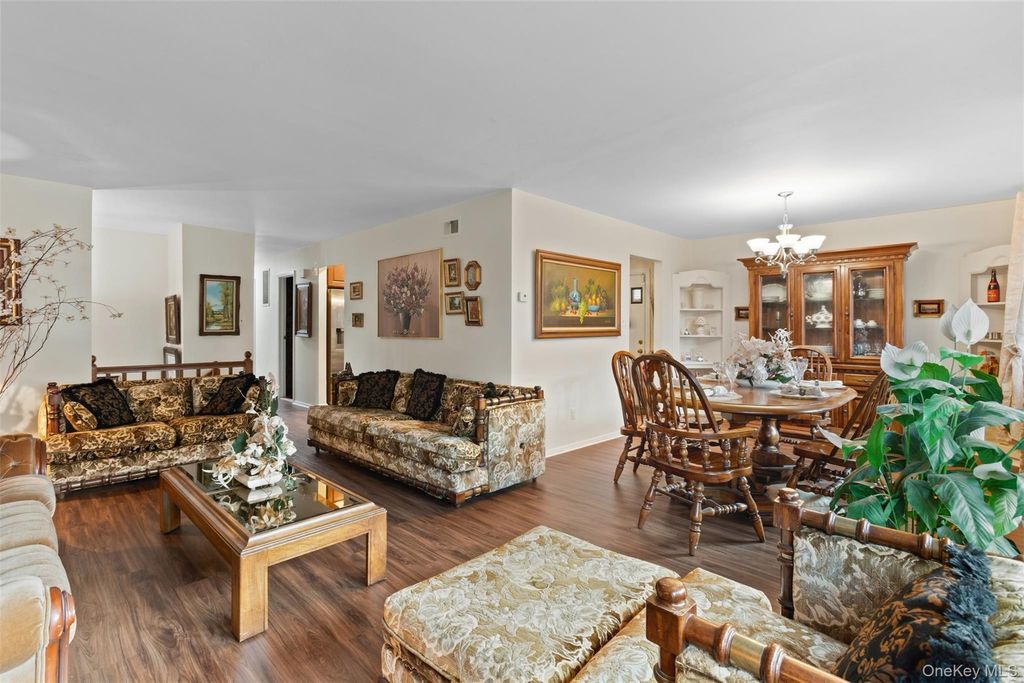 552 Briar Place, Far Rockaway, NY 11691 — photo 4