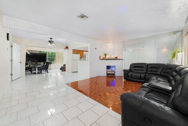 2210 Everglades Drive, Miramar, FL 33023
