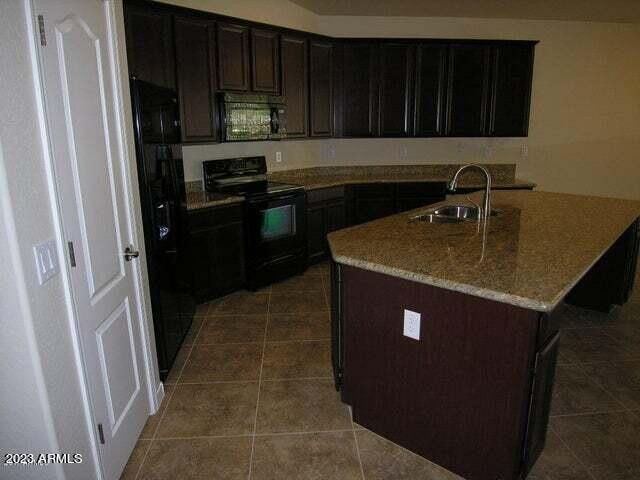 609 E Pearce Road, Phoenix, AZ 85042