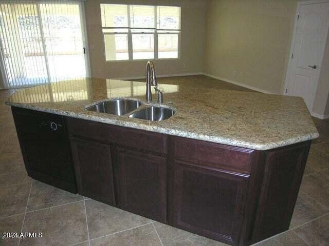 609 E Pearce Road, Phoenix, AZ 85042