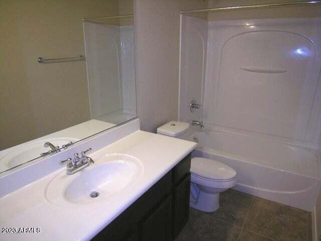 609 E Pearce Road, Phoenix, AZ 85042