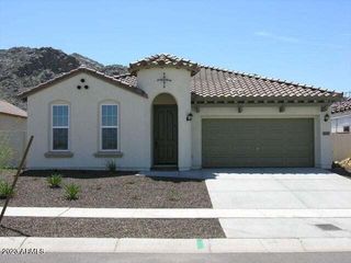 609 E Pearce Road, Phoenix, AZ 85042