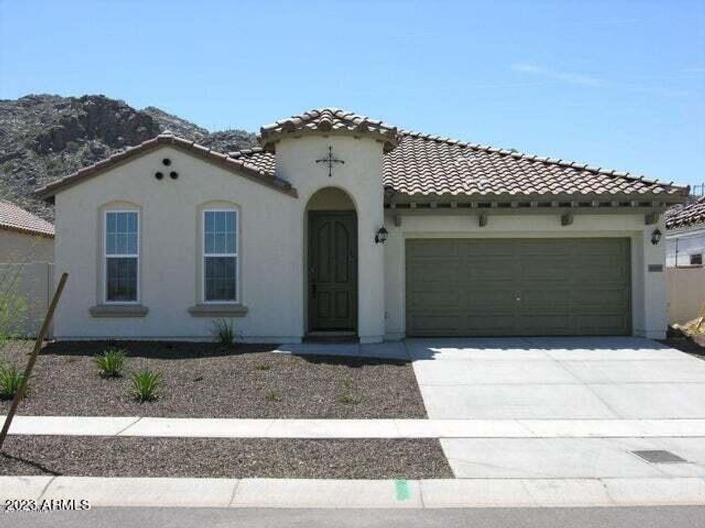 609 E Pearce Road, Phoenix, AZ 85042