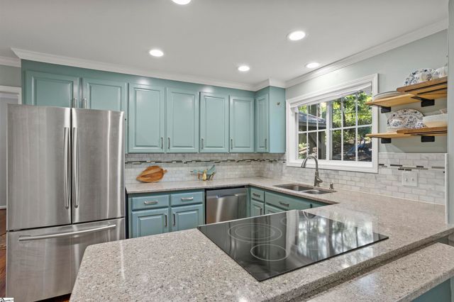 310 Ashford Avenue, Greenville, SC 29609