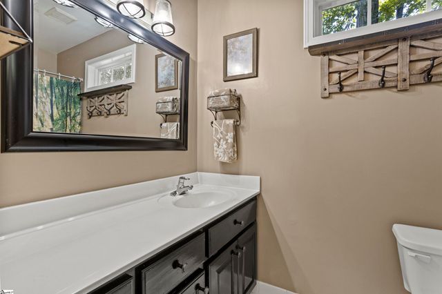 310 Ashford Avenue, Greenville, SC 29609