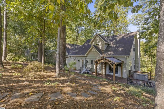 310 Ashford Avenue, Greenville, SC 29609