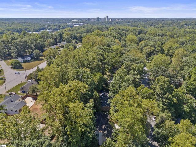 310 Ashford Avenue, Greenville, SC 29609
