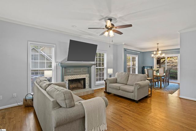 310 Ashford Avenue, Greenville, SC 29609