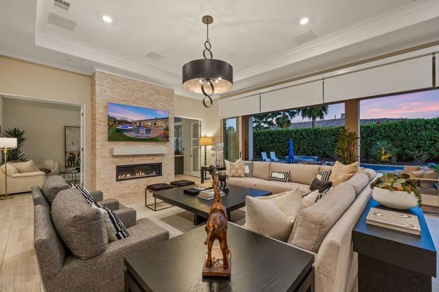 81309 Merv Griffin Way, La Quinta, CA 92253