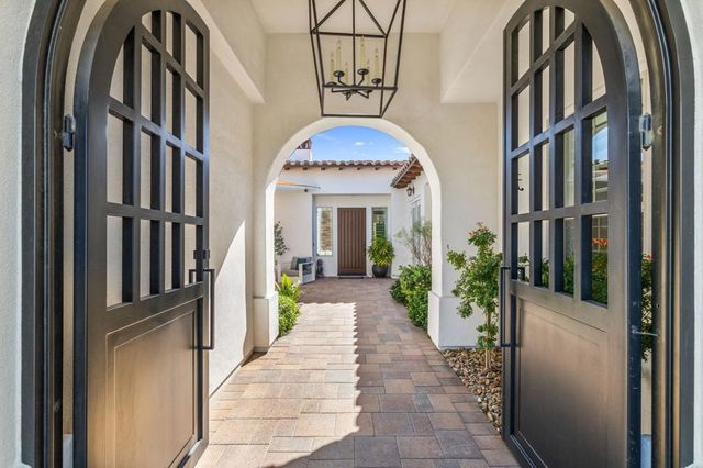 81309 Merv Griffin Way, La Quinta, CA 92253