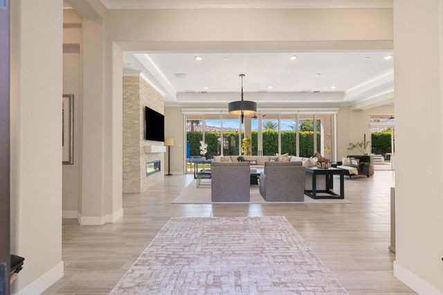 81309 Merv Griffin Way, La Quinta, CA 92253