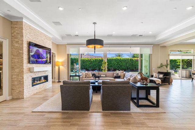 81309 Merv Griffin Way, La Quinta, CA 92253