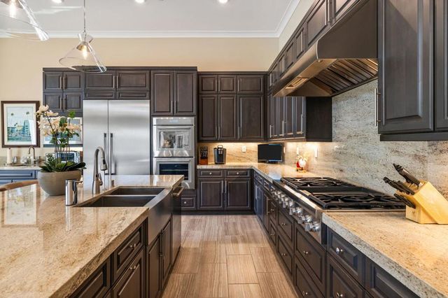 81309 Merv Griffin Way, La Quinta, CA 92253