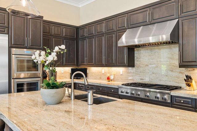 81309 Merv Griffin Way, La Quinta, CA 92253