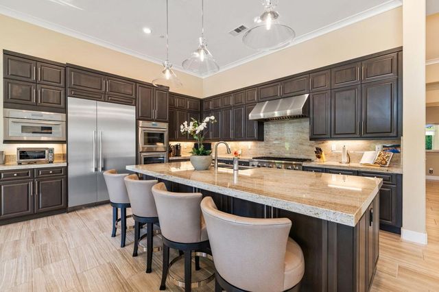 81309 Merv Griffin Way, La Quinta, CA 92253