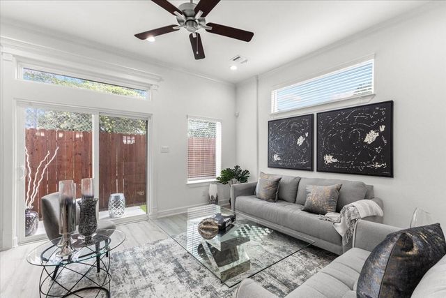 5012 Elizabeth City Street, Houston, TX 77021