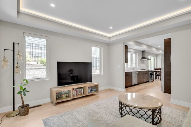 366 Massachusetts Ave 366, Lexington, MA 02420