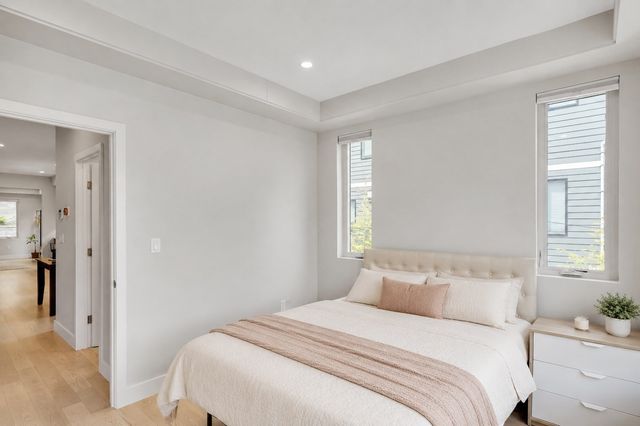366 Massachusetts Ave 366, Lexington, MA 02420