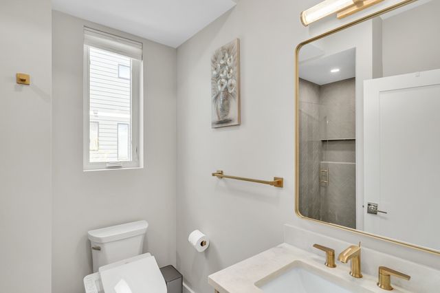 366 Massachusetts Ave 366, Lexington, MA 02420