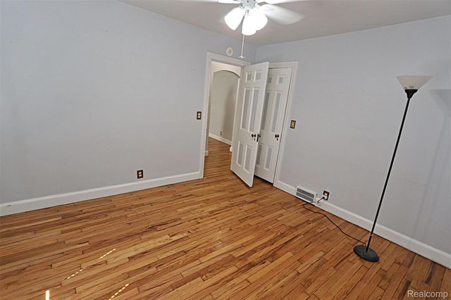 19336 Centralia, Redford Charter Township, MI 48240