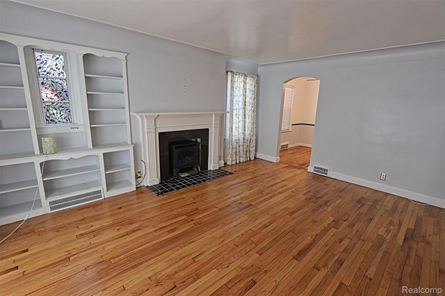 19336 Centralia, Redford Charter Township, MI 48240