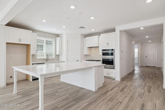 24513 N 24TH Way, Phoenix, AZ 85024