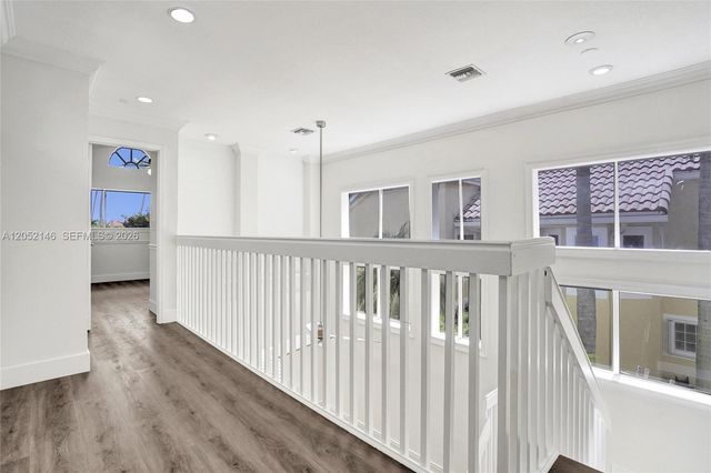 10073 NW 5th Street, Plantation, FL 33324