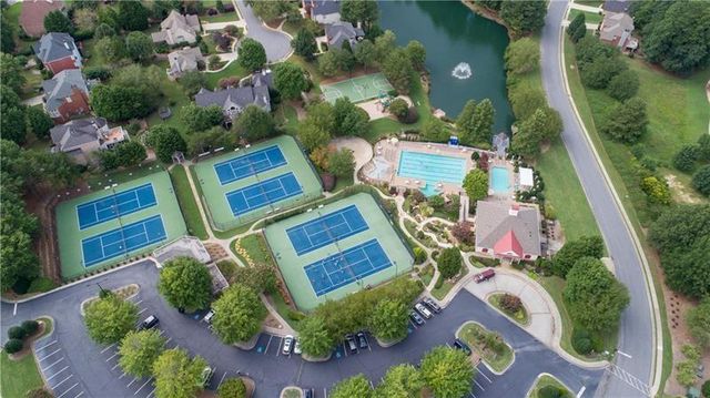6610 Bridlewood Way, Suwanee, GA 30024