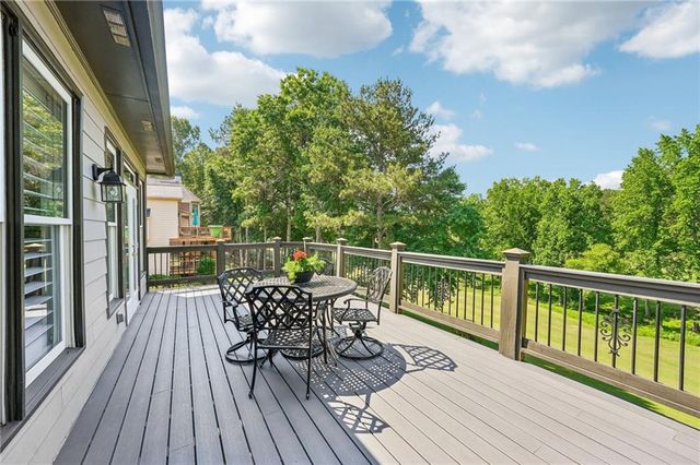 6610 Bridlewood Way, Suwanee, GA 30024