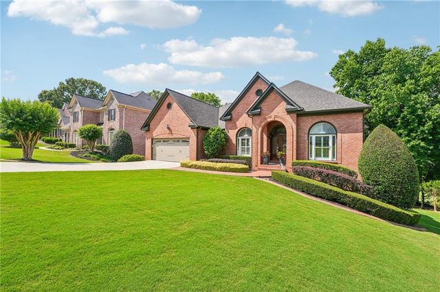 6610 Bridlewood Way, Suwanee, GA 30024