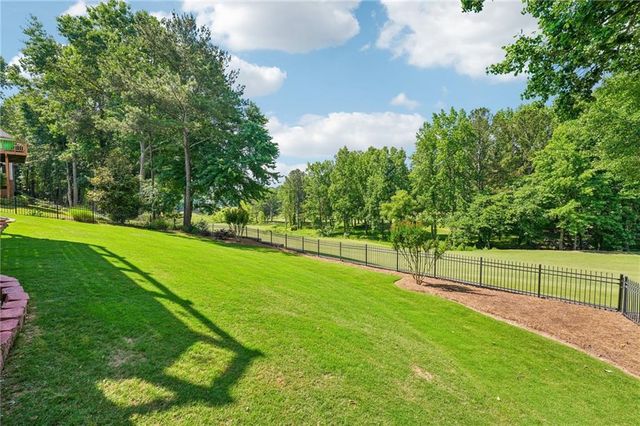6610 Bridlewood Way, Suwanee, GA 30024