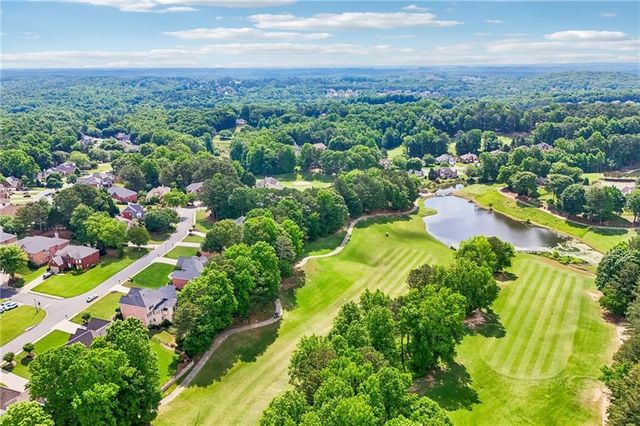 6610 Bridlewood Way, Suwanee, GA 30024