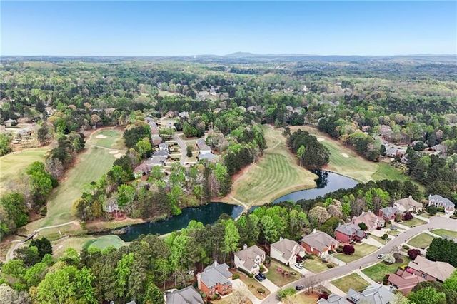 6610 Bridlewood Way, Suwanee, GA 30024