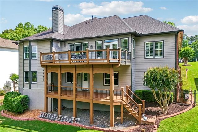 6610 Bridlewood Way, Suwanee, GA 30024