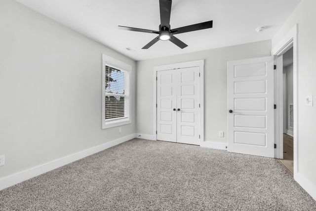 1725 Powell Rd, Clarksville, TN 37043