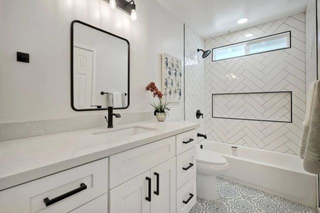 560 11th St, Imperial Beach, CA 91932
