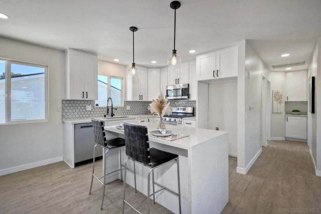 560 11th St, Imperial Beach, CA 91932