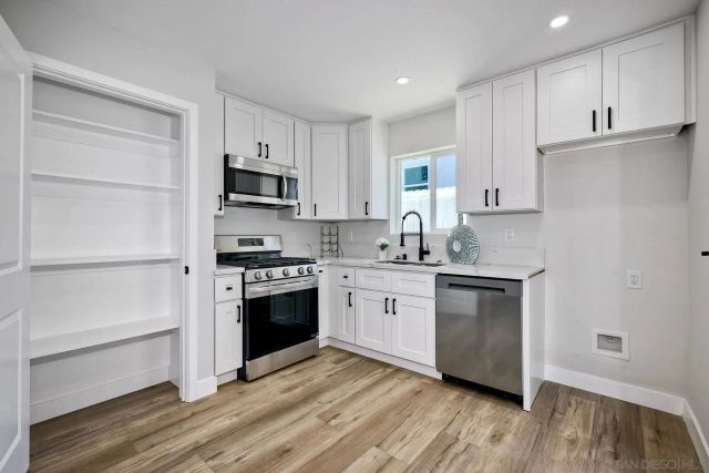 560 11th St, Imperial Beach, CA 91932