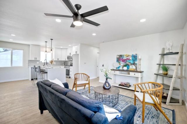 560 11th St, Imperial Beach, CA 91932