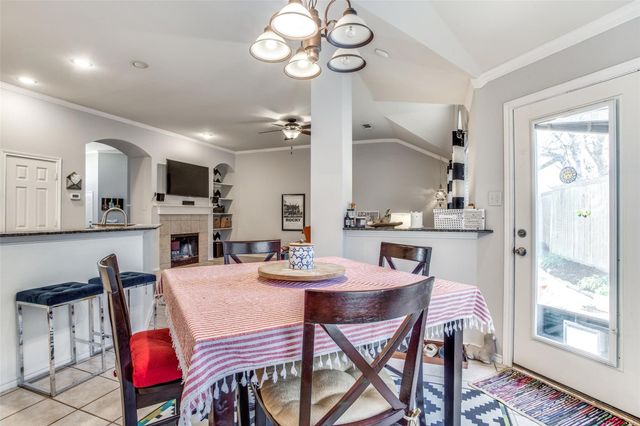 615 Delores Drive, Grand Prairie, TX 75052