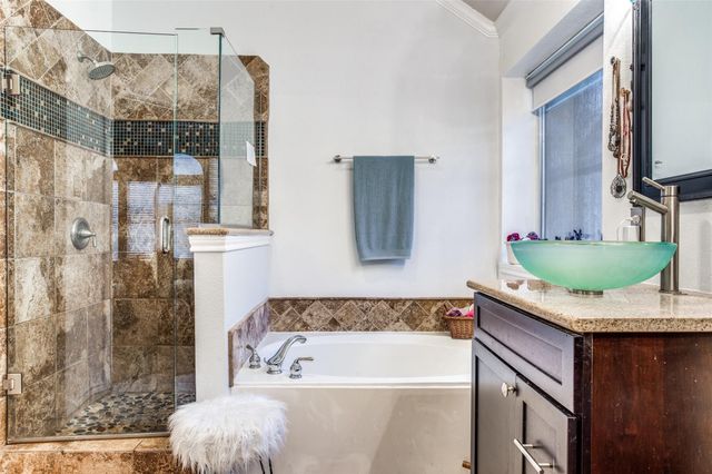 615 Delores Drive, Grand Prairie, TX 75052