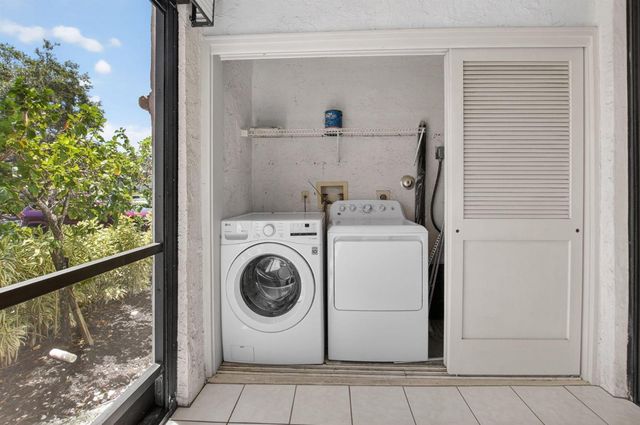 5259 Europa Drive D, Boynton Beach, FL 33437