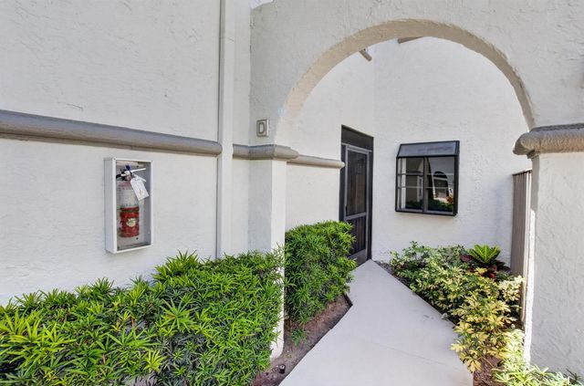 5259 Europa Drive D, Boynton Beach, FL 33437