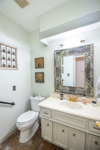 12511 Oakcroft Drive, Houston, TX 77070