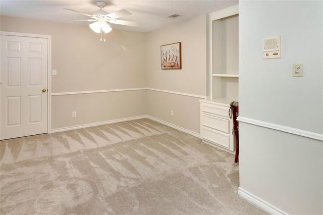 12511 Oakcroft Drive, Houston, TX 77070